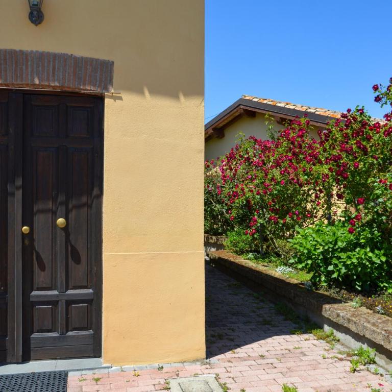Podere La Damesca - Agriturismo "La Fraschetta" - Camera Familiare con Vista Giardino - 7