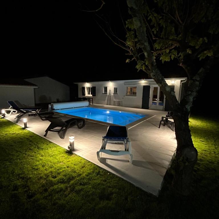 VILLA LAUNA GUJAN - Villa avec Piscine Privée - 21