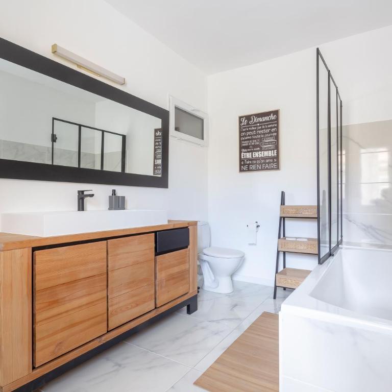 Chez Sylvie - Étonnante maison climatisée dans les remparts - Haus mit 3 Schlafzimmern - 33