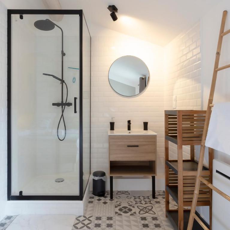 Chez Sylvie - Étonnante maison climatisée dans les remparts - Haus mit 3 Schlafzimmern - 44