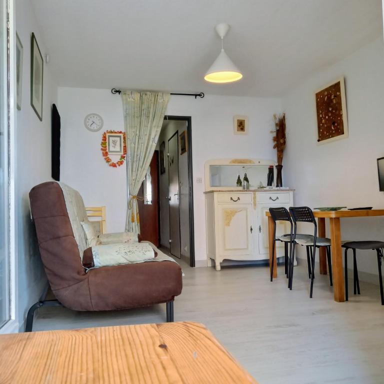 MER indigo & FLAMANTS Roses vue mer 5mn plage et parc des expositions Arena aeroport - Appartement - Vue sur Mer - 3