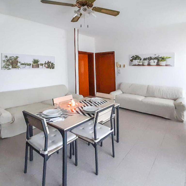 1 Bedroom Beach Front Home In Siracusa - Casa Vacanze con 1 Camera da Letto - 12