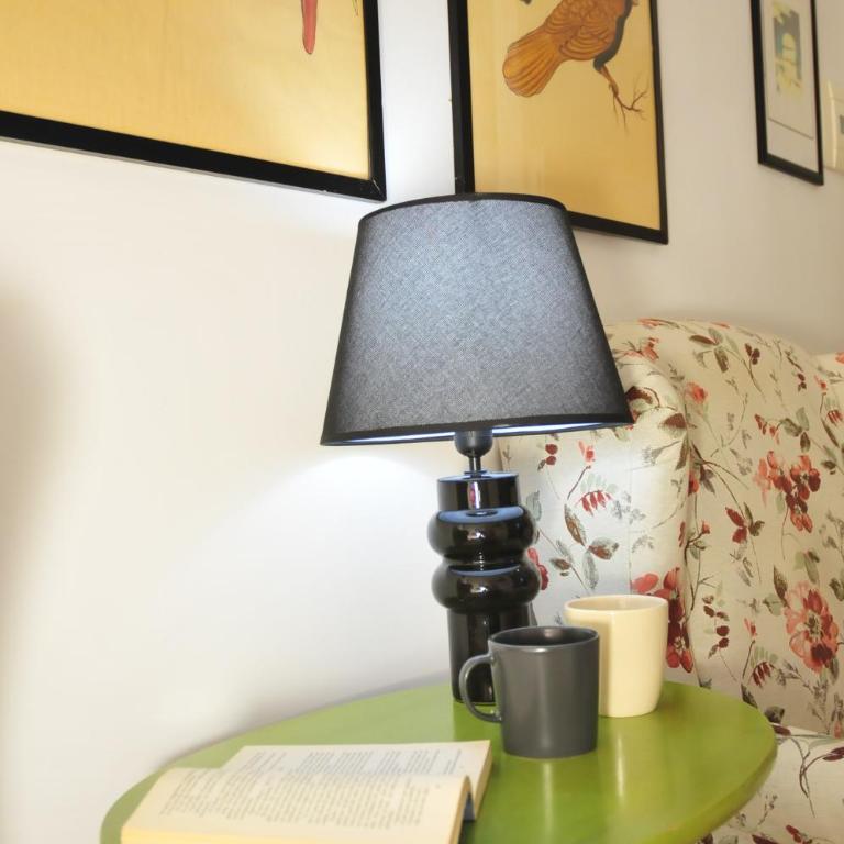 CARDINAL STUDIO - 2 steps from Vatican & Ottaviano metro - Secure, vibrant, wealthy, accessibile area - Warm multilanguage guest care - Studio - 15