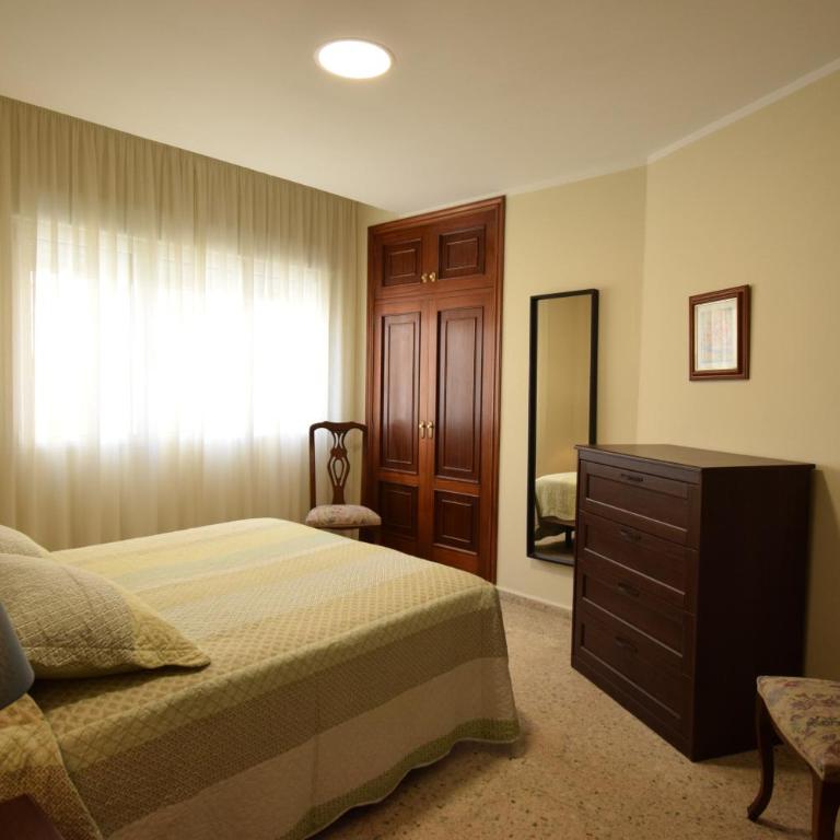 VUT Sofiamar - Apartamento con 4 dormitorios - 11