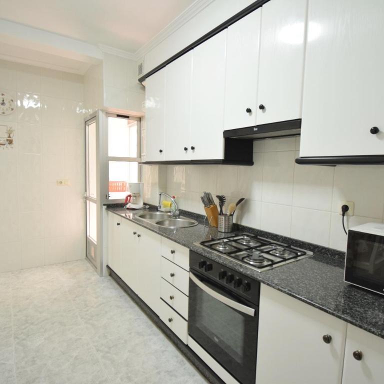 VUT Sofiamar - Apartamento de 4 dormitorios - 11