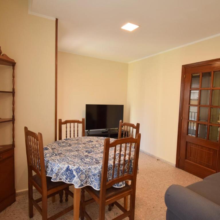 VUT Sofiamar - Apartamento con 4 dormitorios - 2