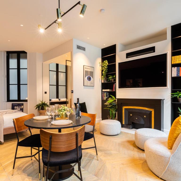 MOHOM - Bellecordière - Studio-Loft, view Bellecordière street - 6