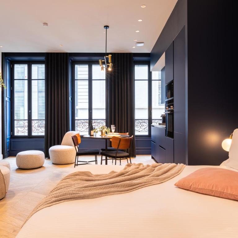 MOHOM - Bellecordière - Studio-Loft, view Bellecordière street - 7