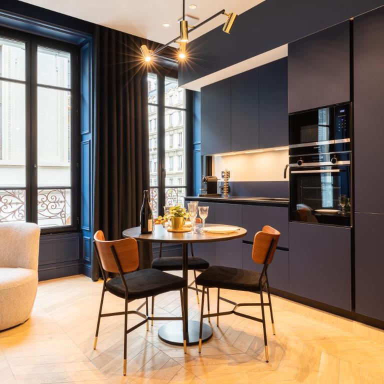 MOHOM - Bellecordière - Studio-Loft, view Bellecordière street - 12