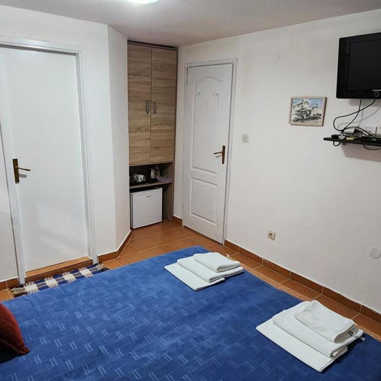 Guesthouse Tri Palme - One-Bedroom Apartment - 2