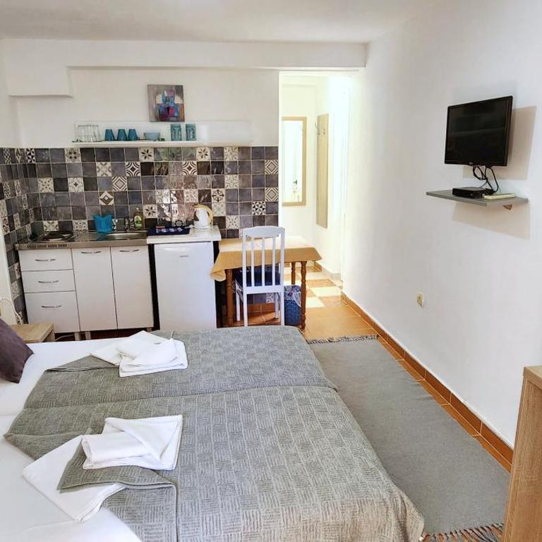 Guesthouse Tri Palme - One-Bedroom Apartment - 3
