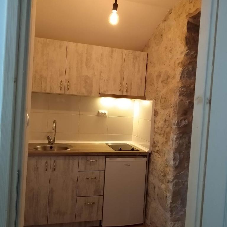 Rustic house - One-Bedroom Apartment - 9