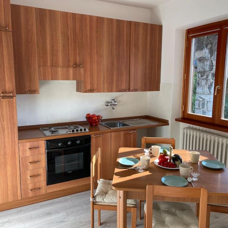 Casa Scheggia - Appartamento in villa vista lago - Apartment mit 3 Schlafzimmern und Seeblick - 4