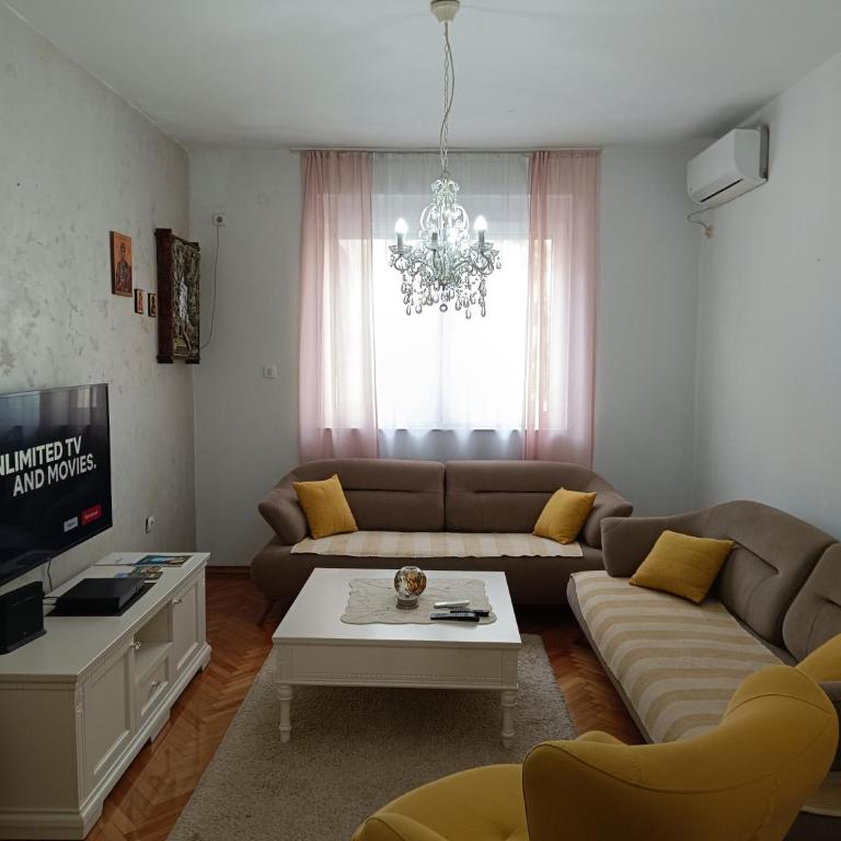center_apartment_LUX - Two-Bedroom Apartment - 1