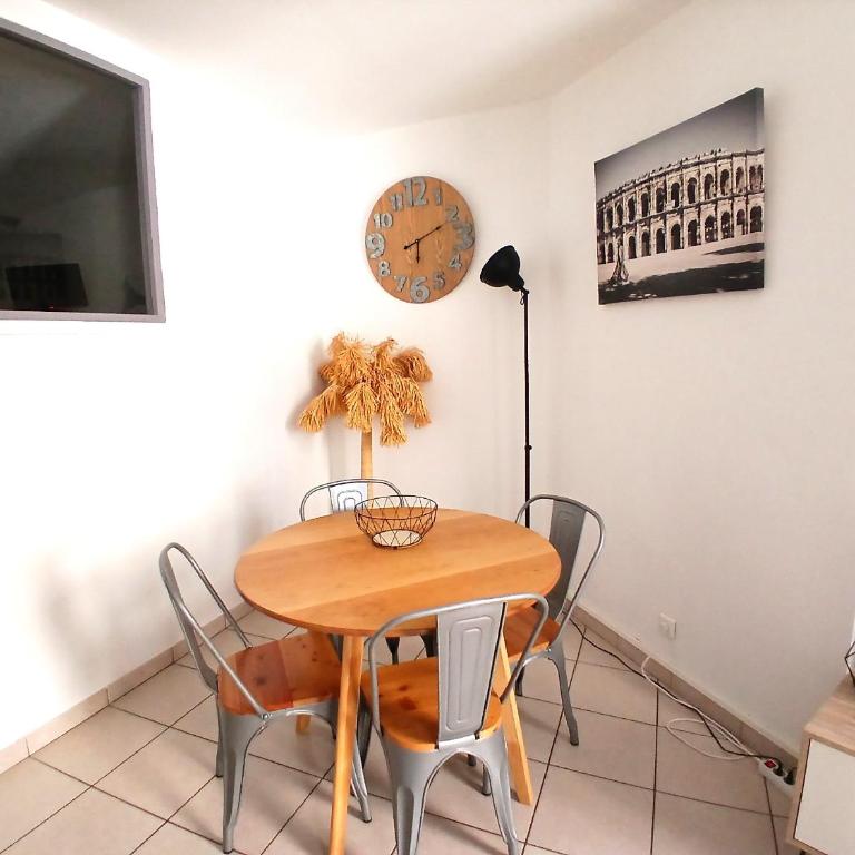 Grand T2 en plein centre avec parking gratuit - Apartment - 3