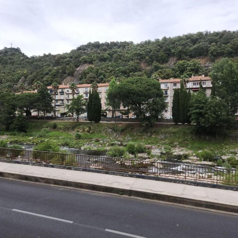 Résidence Centrale Appartement 3 pièces Garage et jardin - Apartment mit 2 Schlafzimmern - 8