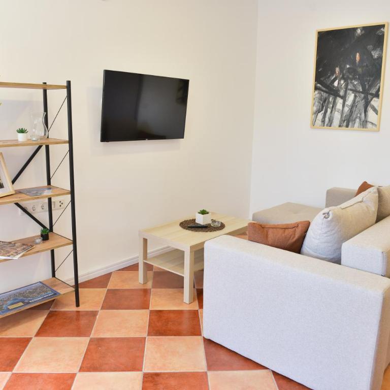 Harmonia Hills Apartments - One-Bedroom Apartment with Sea View and Terrace - 23