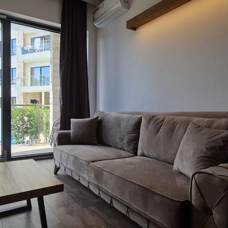 MonteDreams Royal - Apartment with Pool View - 1