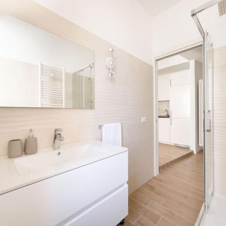 Cozy & Chic Apartment - Piazza Bologna - One-Bedroom Apartment - 4