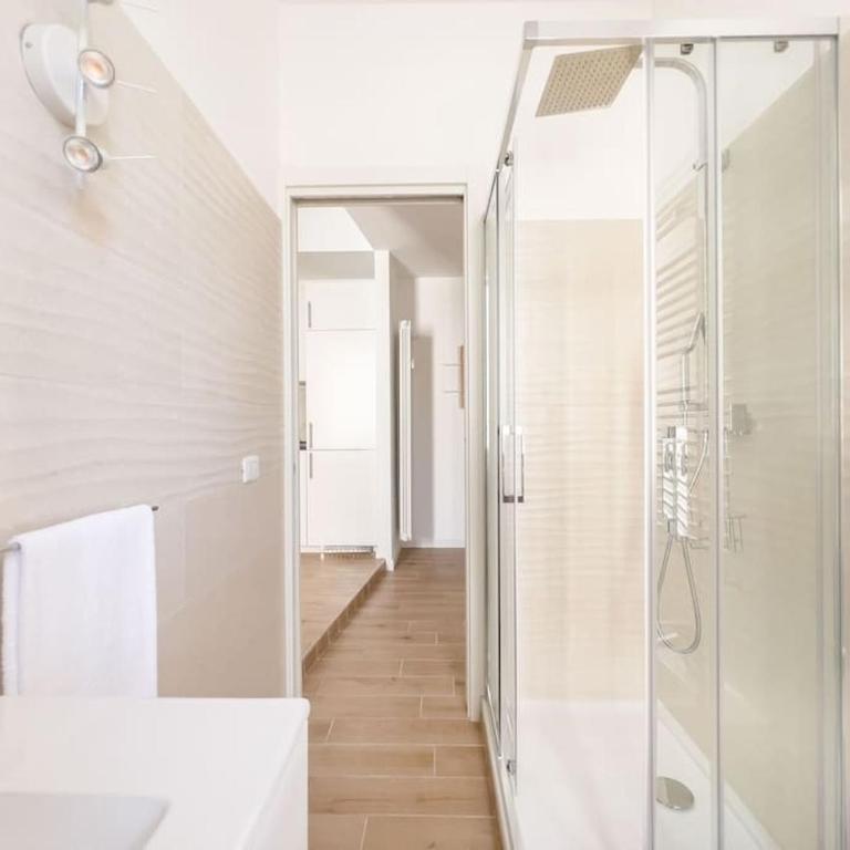 Cozy & Chic Apartment - Piazza Bologna - One-Bedroom Apartment - 5