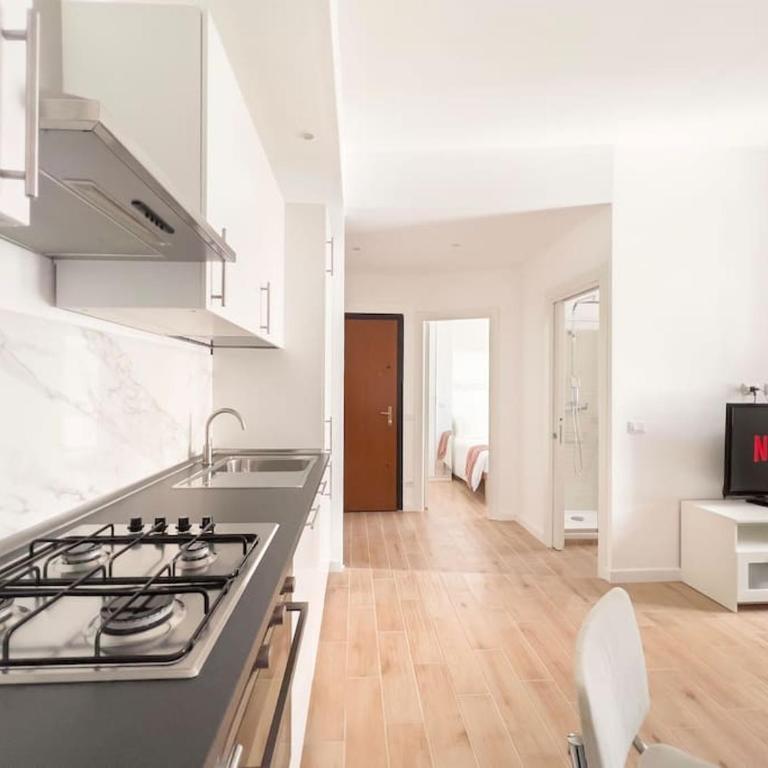Cozy & Chic Apartment - Piazza Bologna - One-Bedroom Apartment - 19