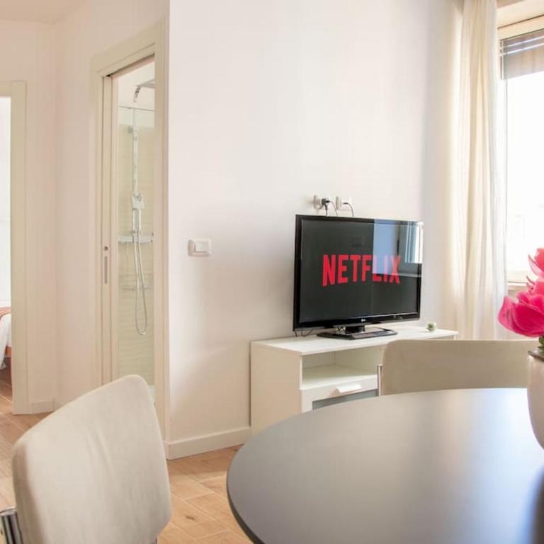 Cozy & Chic Apartment - Piazza Bologna - One-Bedroom Apartment - 22