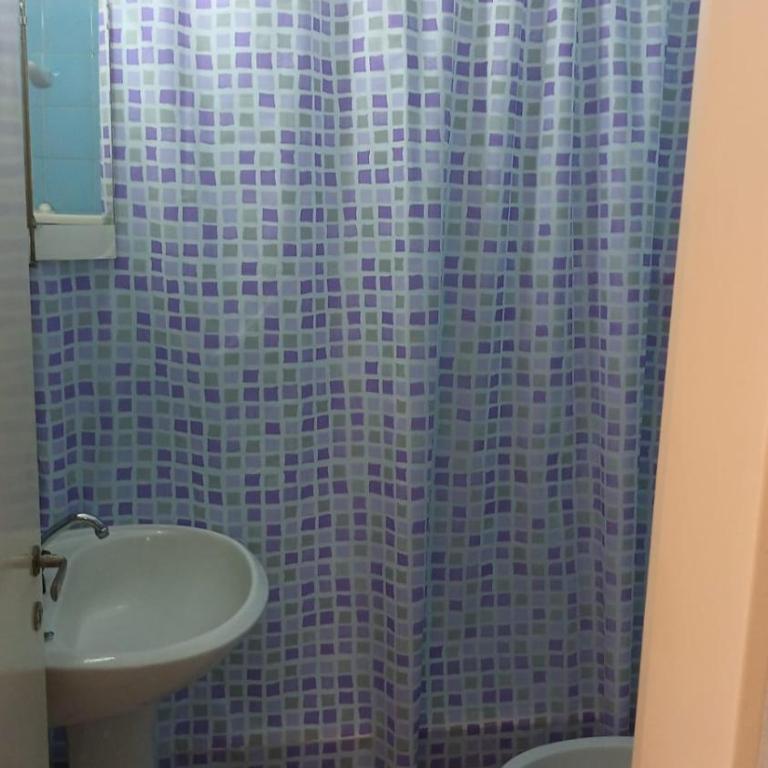 Depto 2 amb al frente Santiago del Estero y Bolivar - One-Bedroom Apartment - 7