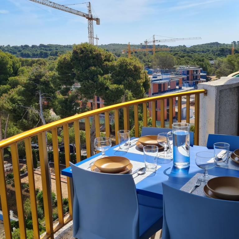 Apartamento con piscina en Salou - Apartamento de 1 dormitorio - 3