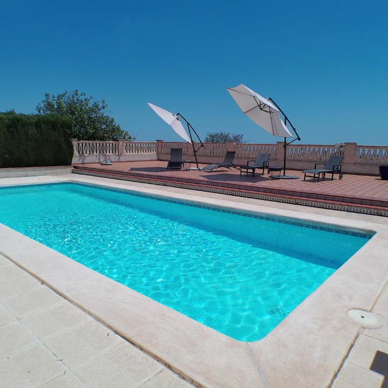 Chalet con piscina Umut Homes - Seven-Bedroom House - 38