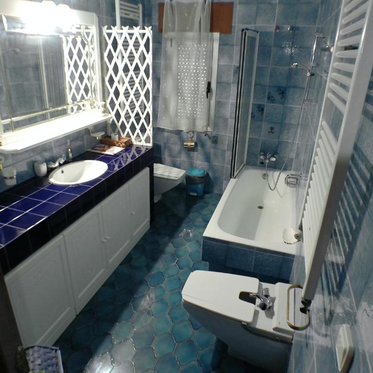 Chalet con piscina Umut Homes - Seven-Bedroom House - 20