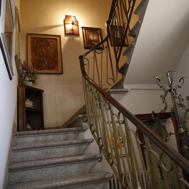 Villa Lilly, with private Garden and Parking, 800 mt to Lucca City center - Villa - 18