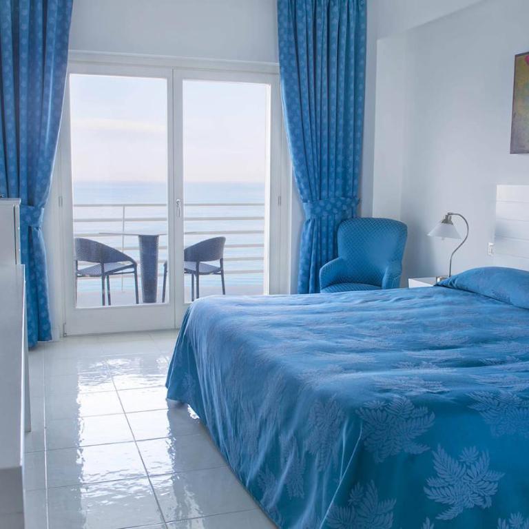 Hotel Miramare Stabia - Camera Comfort Matrimoniale/Doppia con Letti Singoli con Vista Mare - 4