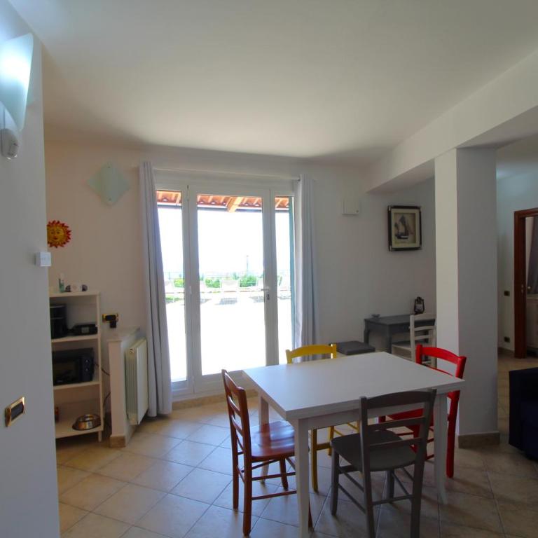 La Pace, il Sole, il Mare - Sanremo Casa Indipendente vista mare, posto auto privato, ampio spazio esterno attrezzato, a pochi minuti dalle spiagge - One-Bedroom House - 18