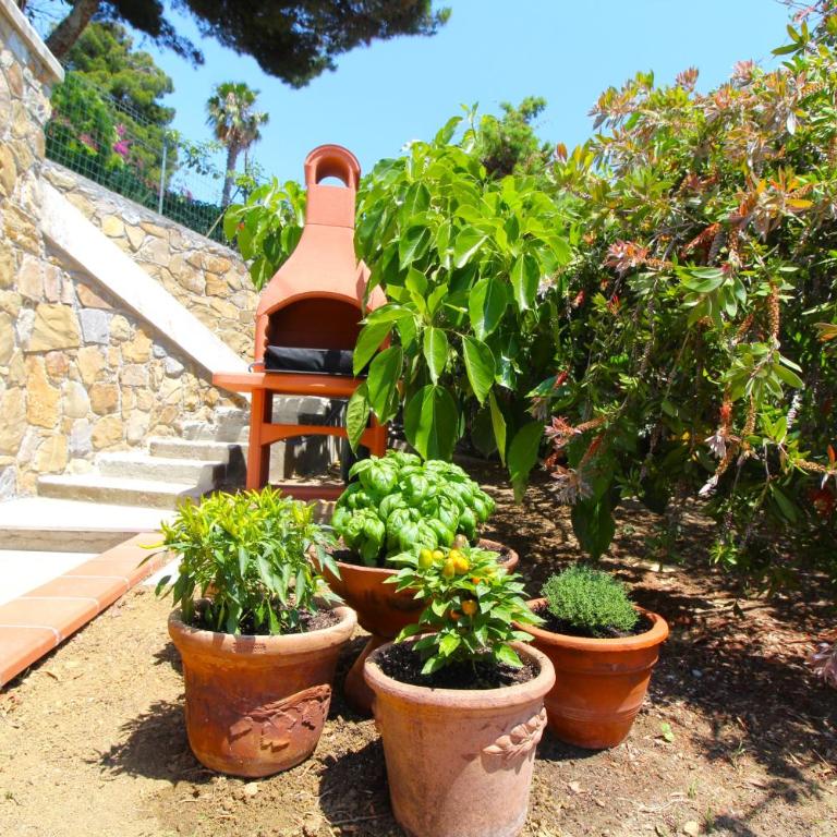 La Pace, il Sole, il Mare - Sanremo Casa Indipendente vista mare, posto auto privato, ampio spazio esterno attrezzato, a pochi minuti dalle spiagge - One-Bedroom House - 16