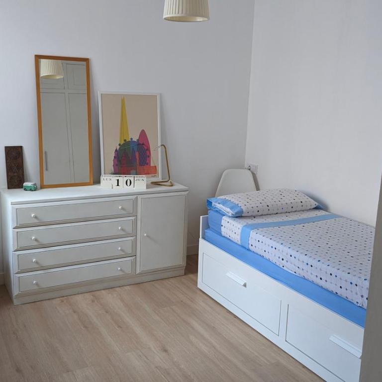 Apartamento LOS VEGA- parking privado - Apartamento de 2 dormitorios - 10
