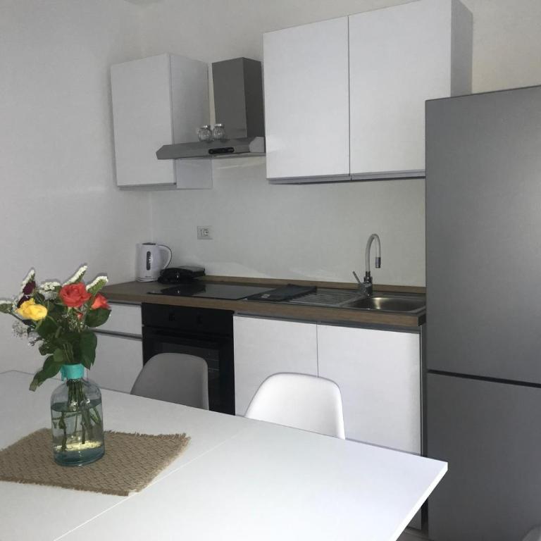 Appartamenti Luna - Stresa - Appartamento con 2 Camere da Letto - 8