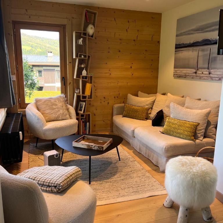 Appartement rez de jardin Megeve - Three-Bedroom Apartment - 1