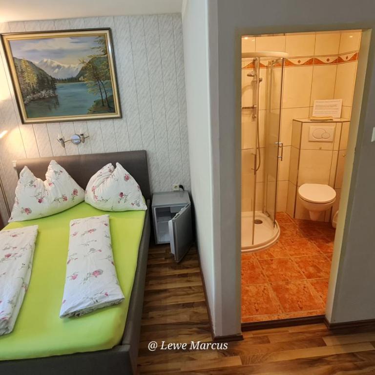 Appart-Pension Seehang - Doppel-/Zweibettzimmer mit Balkon - 7