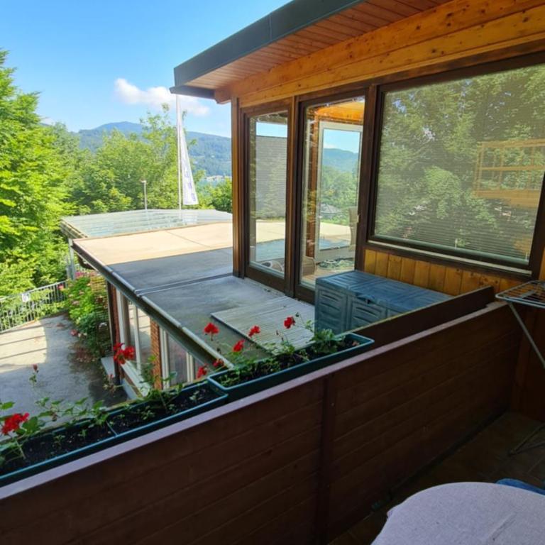 Appart-Pension Seehang - Doppel-/Zweibettzimmer mit Balkon - 6