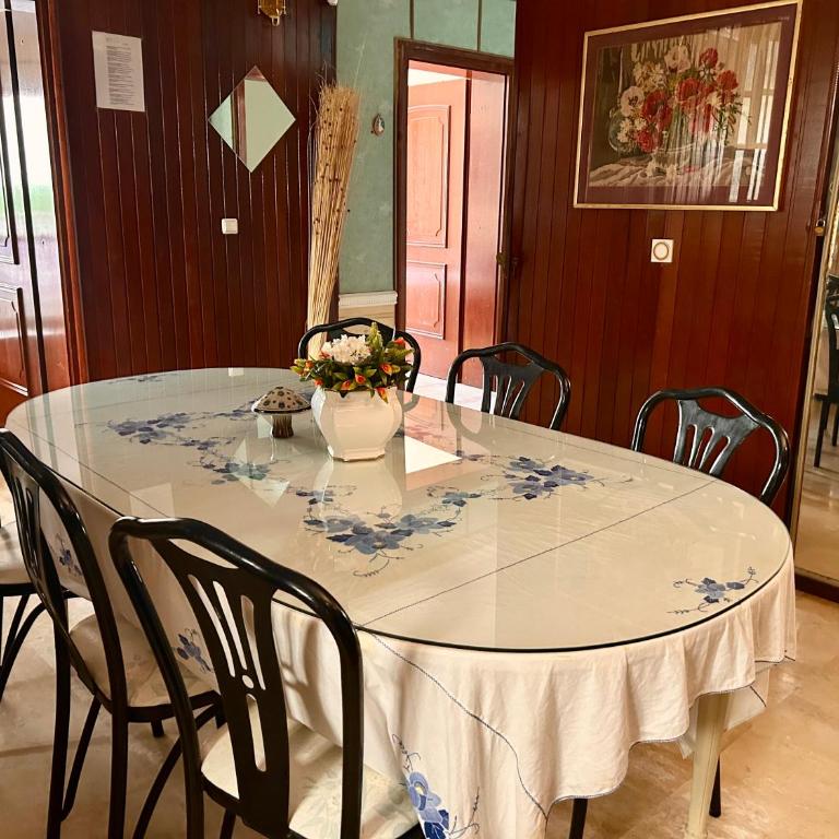 Guest House Vila Eli - Dvokrevetna Soba s Bračnim Krevetom, Zajedničkim Kupatilom i Pogledom na More - 19