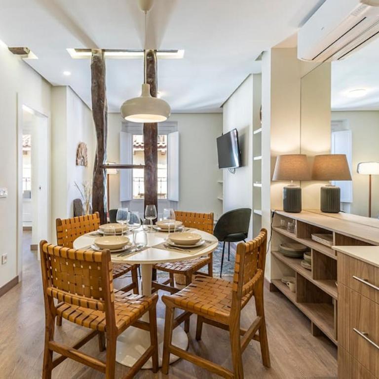 Apartamento Plaza Mayor - Two-Bedroom Apartment - 11