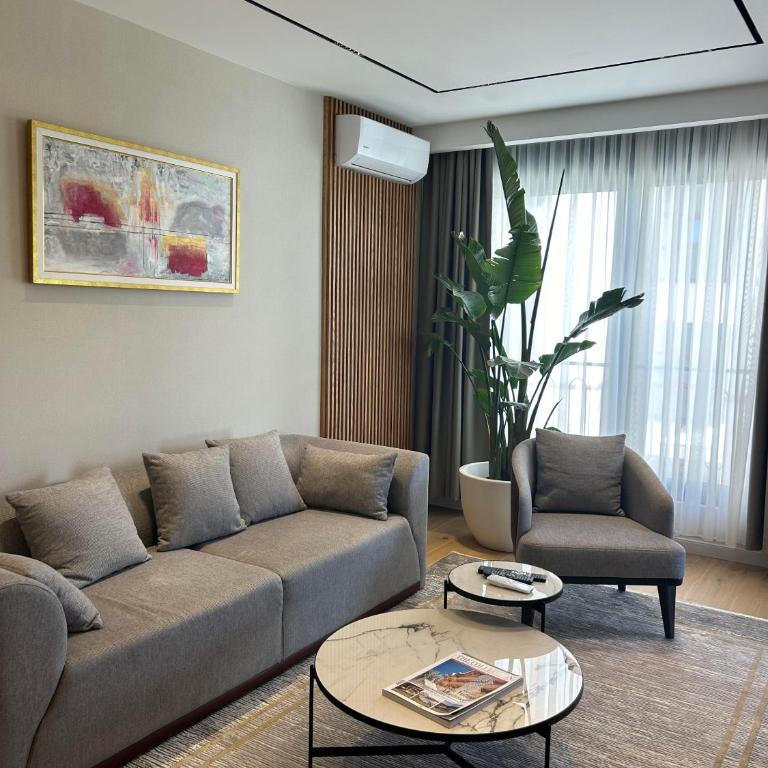 NOA Seaside Apartment - Three-Bedroom Apartment - 2