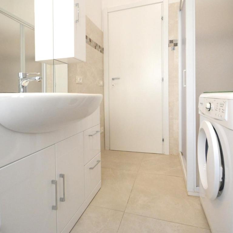 NEW Anna Apartment - Appartamento con 2 Camere da Letto - 15