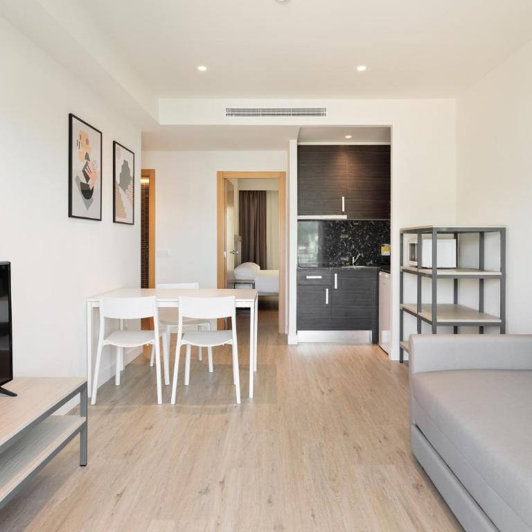Aparthotel Xic - Apartamento de 1 dormitorio con vistas a la montaña (2 adultos + 1 niño) - 14