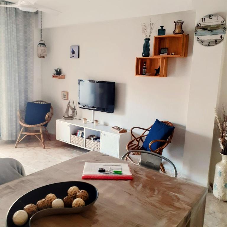APPARTEMENT VUE MER 40 METRES DE LA PLAGE - Two-Bedroom Apartment - 2