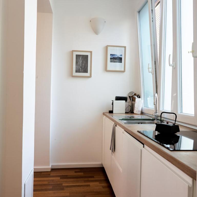 Casa Lucrezia - Appartamento con 2 Camere da Letto e Vista Città - 5