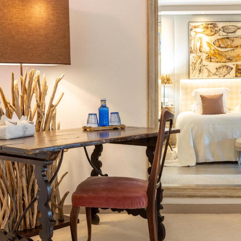 CasaBlu - An Andalusian Boutique Hotel - Habitación Doble Deluxe con bañera - 2