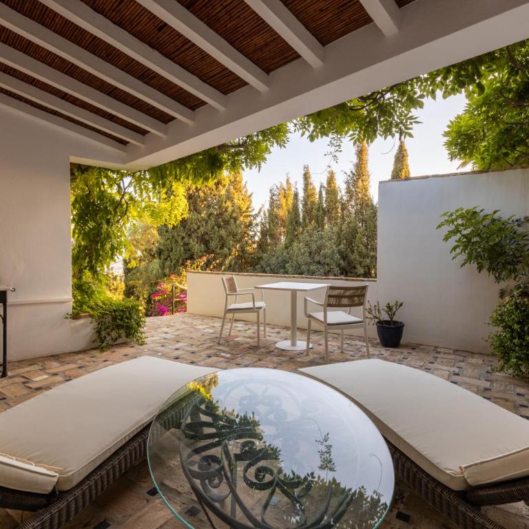 CasaBlu - An Andalusian Boutique Hotel - Habitación Doble Deluxe con bañera - 10