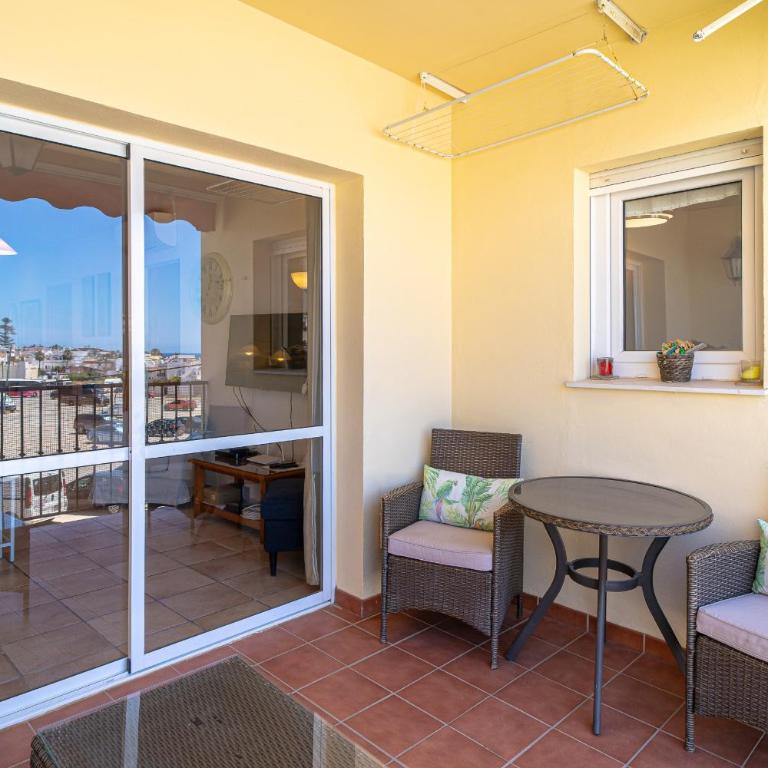 Carabeo Getaway 2000 by Casasol - Apartamento con balcón - 9