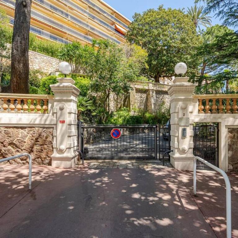 3BR Sea View Apartment Private Terrace Steps to Old Town & Palais - Appartement - 35